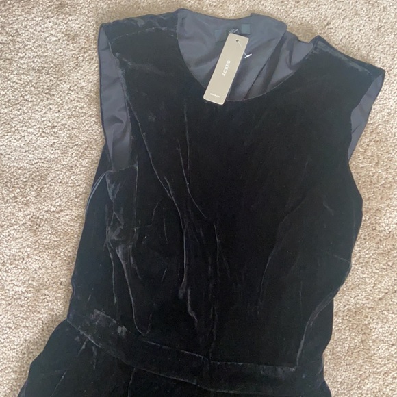 J Crew Black Velvet Jumpsuit - Size 0 - Picture 4 of 5